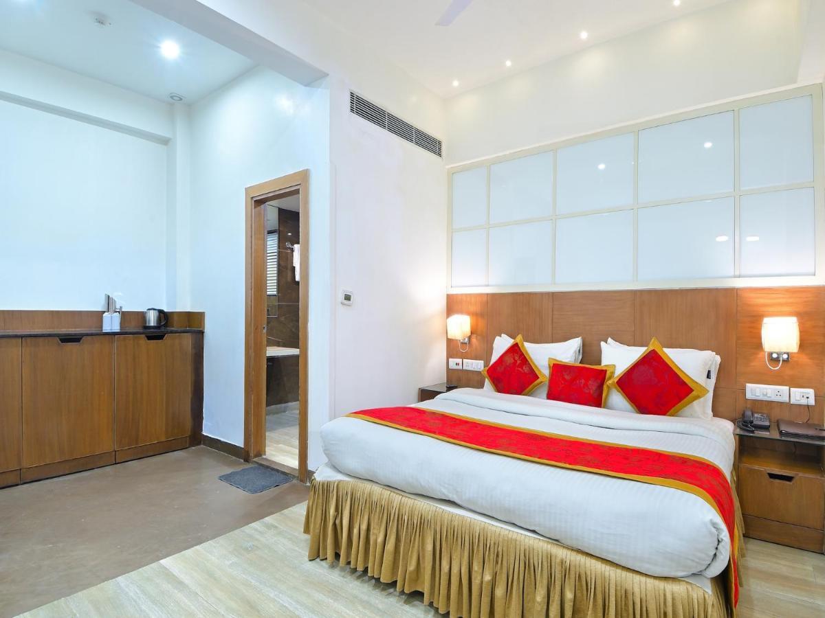Hotel Hari Piorko - Railway Station New Delhi