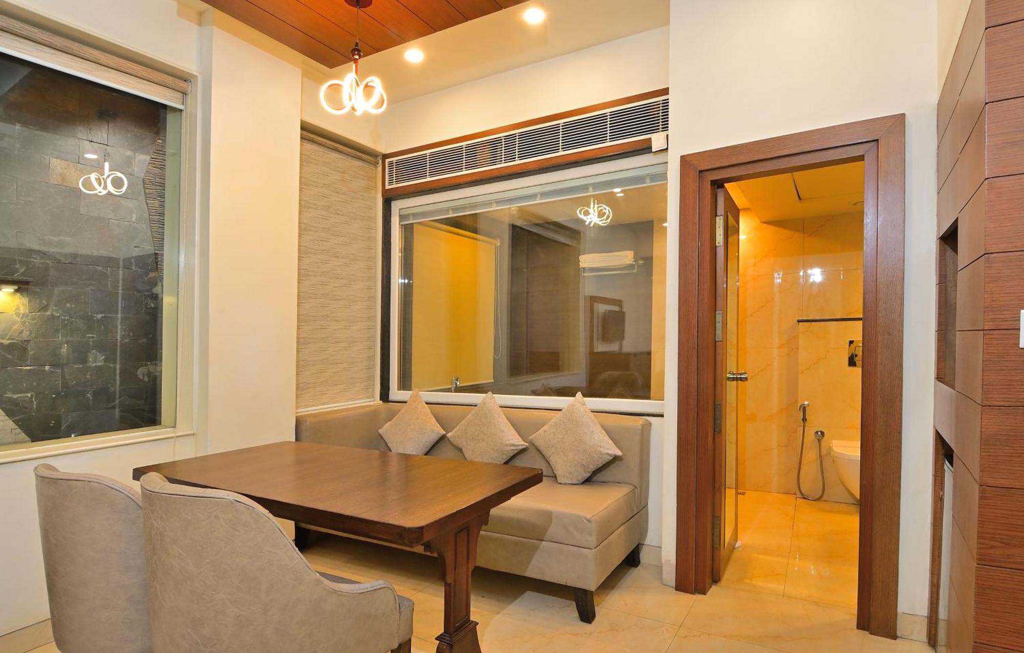 Hari Piorko - Railway Station 3* New Delhi