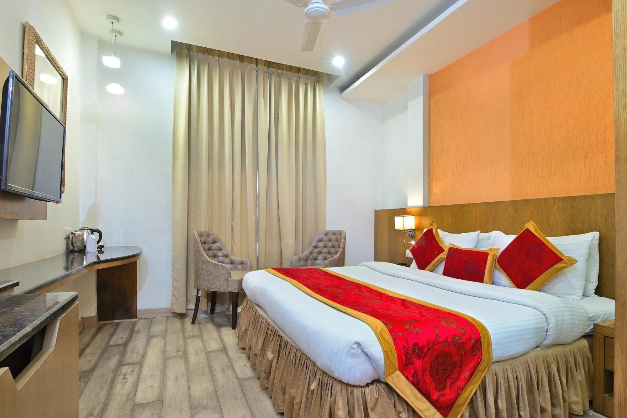Hotel Hari Piorko - Railway Station 3*