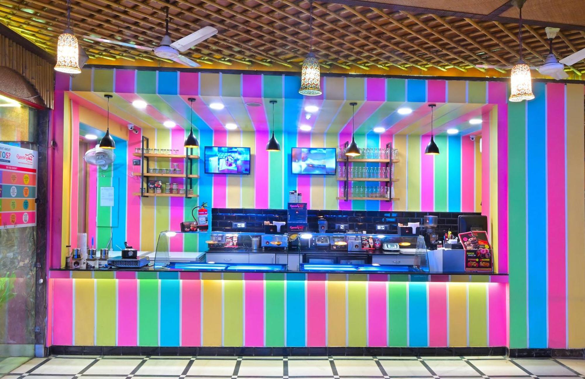 Hari Piorko - Railway Station New Delhi