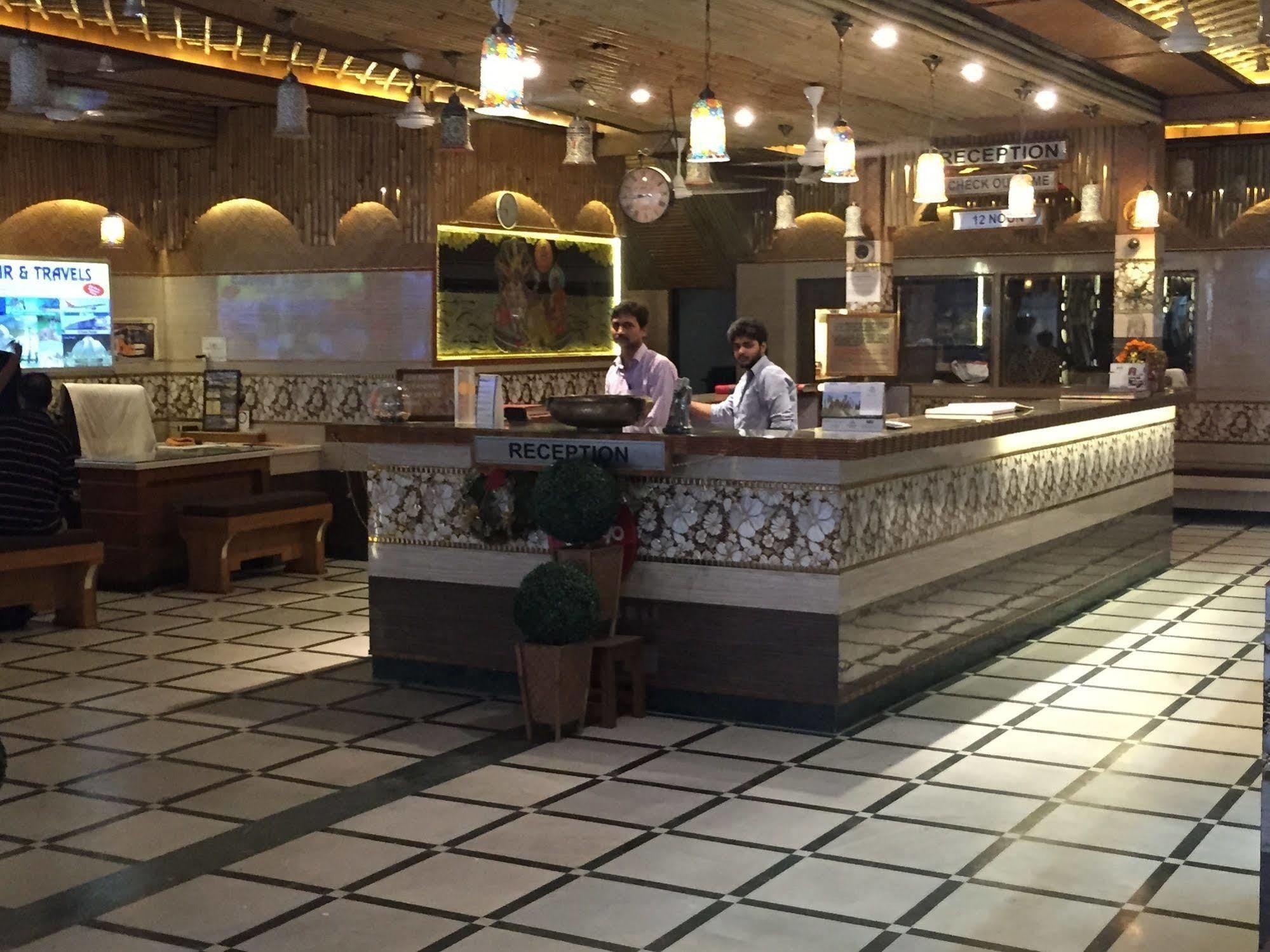 Hari Piorko - Railway Station Hotel New Delhi