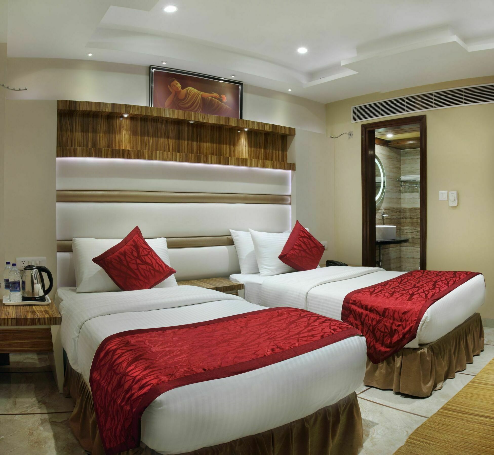 Hotel Hari Piorko - Railway Station 3*